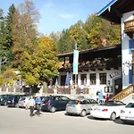 Oberwirt Pensjonat 3*